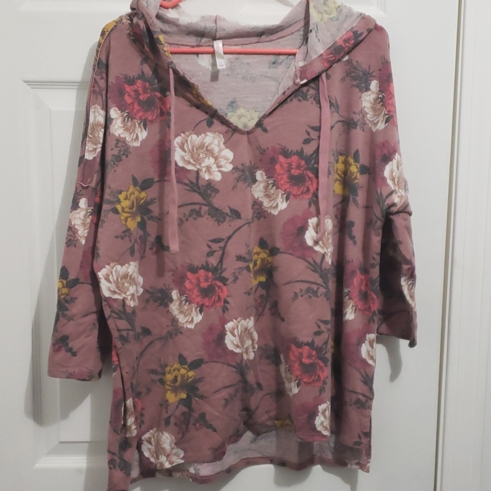 Womens hooded shirt